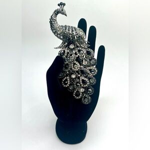 Gunmetal Peacock Rhinestone Brooch in Silver-Tone. Fashion jewelry